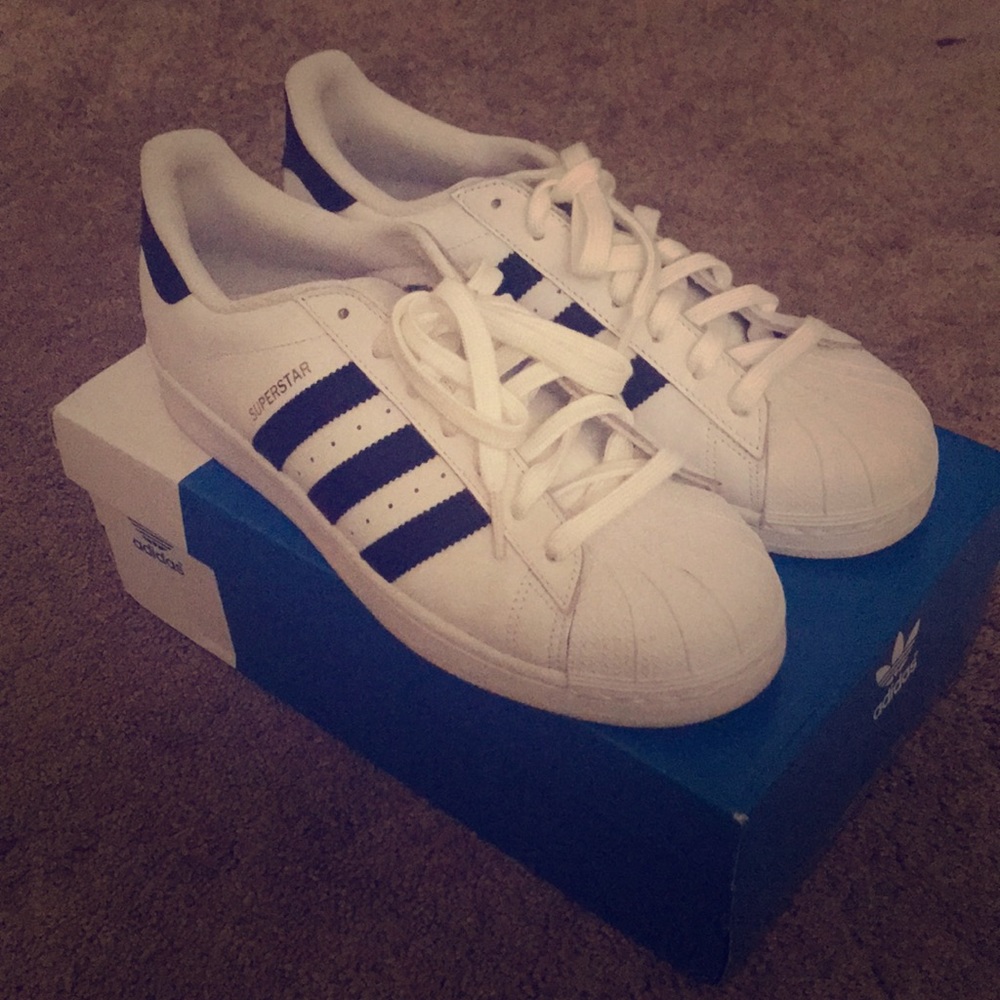 Adidas shell toes